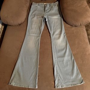Frame Le High Flare Leg Jeans in Davenport, size 32
